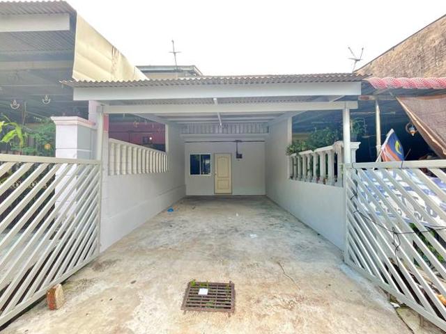 Terraced House for sale in Kluang