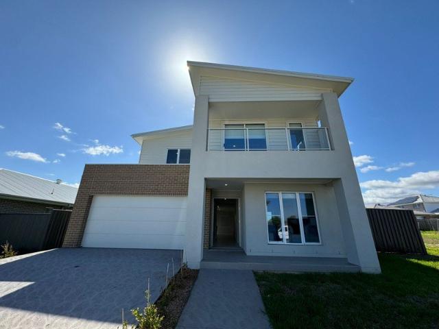 Cottage for sale in Sydney, New South Wales