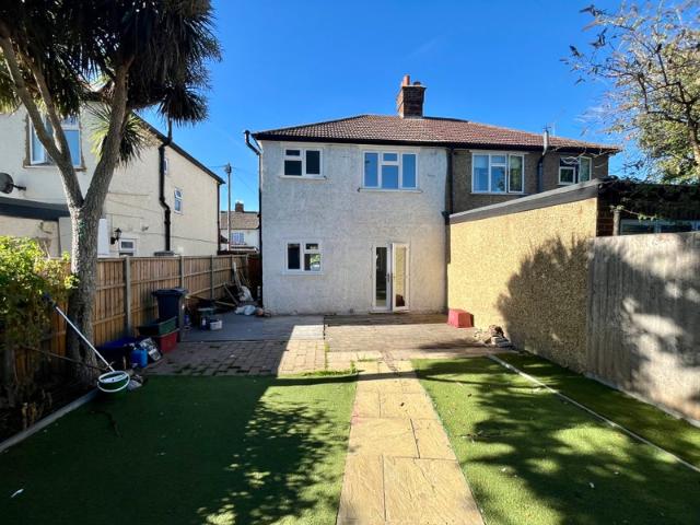 Apartment for rent in London Borough of Hounslow, Greater London