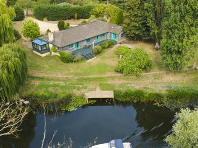 House for sale in Bedford, England
