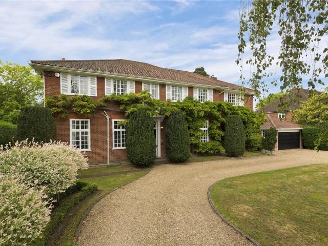House for rent in Lower Green Esher, Blackhills