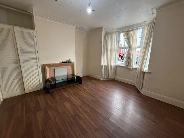 House for rent in London Borough of Hounslow, Greater London