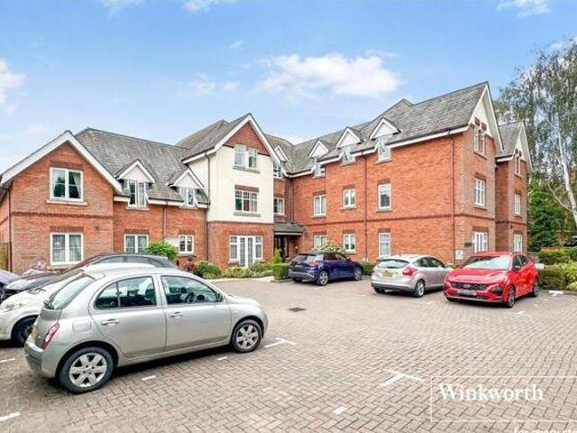 House for sale in Tricketts Cross, Ferndown