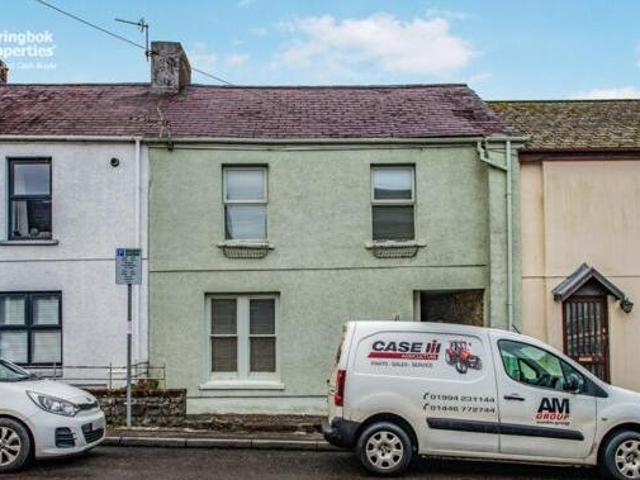 House for sale in Llandeilo, Wales
