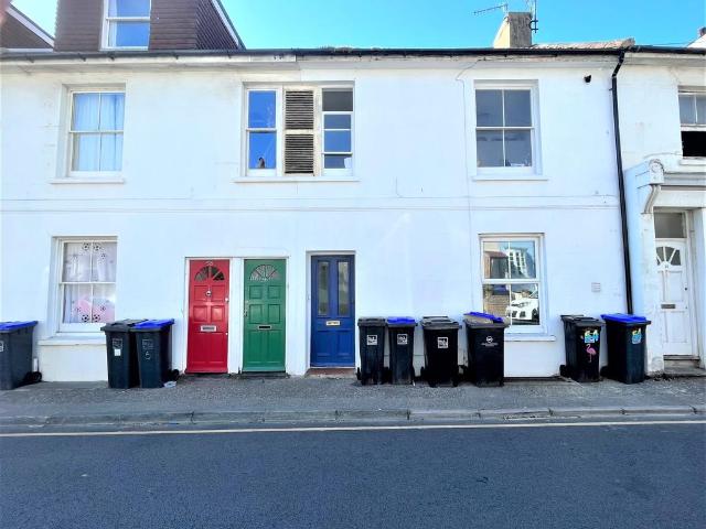 Apartment for rent in Fishersgate, West Sussex