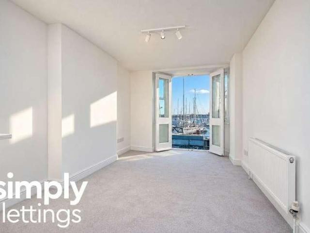 Apartment for rent in Shoreham-by-Sea, Adur