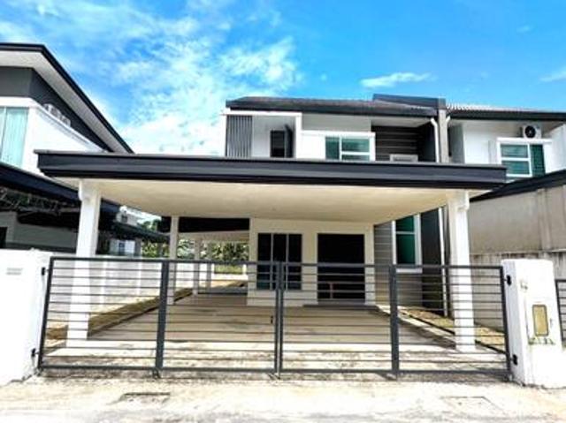Residential House for sale in Kuching