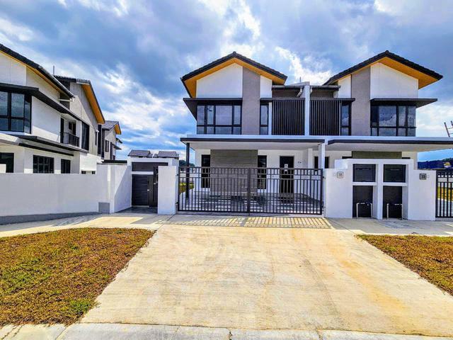 House for sale in Kajang, Langat