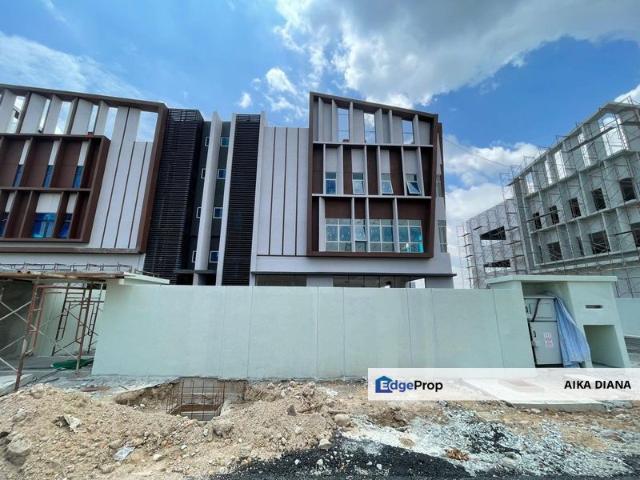 Warehouse for sale in Petaling, Subang Jaya