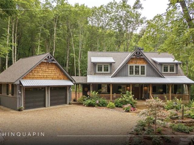 House for sale in Glenville