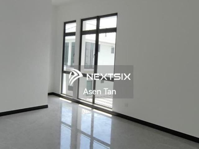 Shop for sale in Balok, Pahang