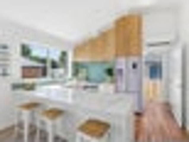 House for sale in Chaslands, Canterbury