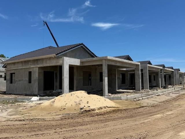 Residential House for sale in Long Miri, Sarawak