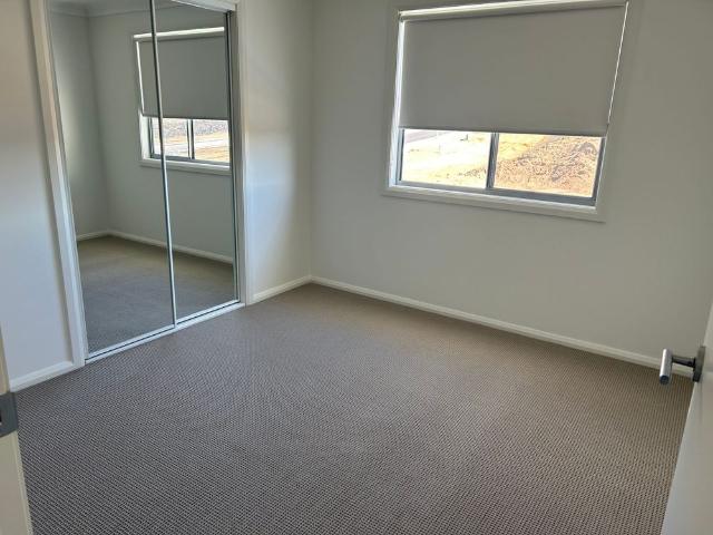 House for rent in Brisbane Grove, New South Wales