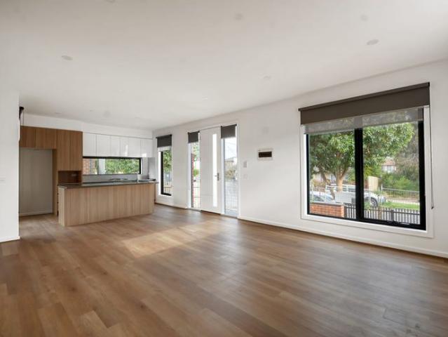 Townhouse for rent in Camerons Creek, Victoria