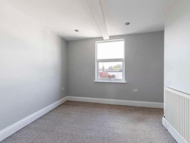 Apartment for rent in Golden Valley, Gloucestershire