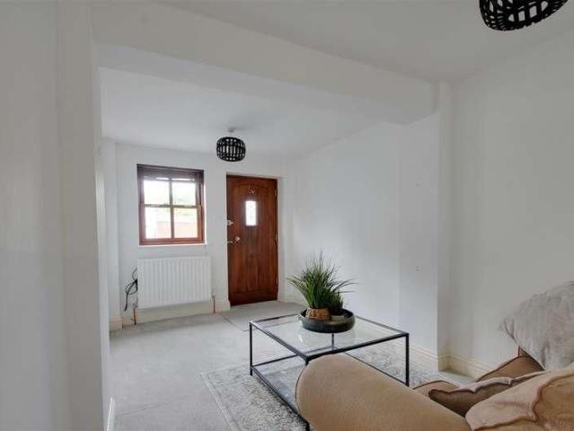 Apartment for rent in Roffey, Horsham