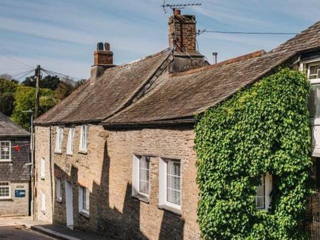 House for sale in Padstow, Cornwall