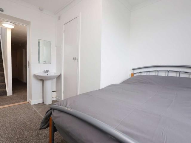 Room for rent in Pembrey and Burry Port Town, Burry Port