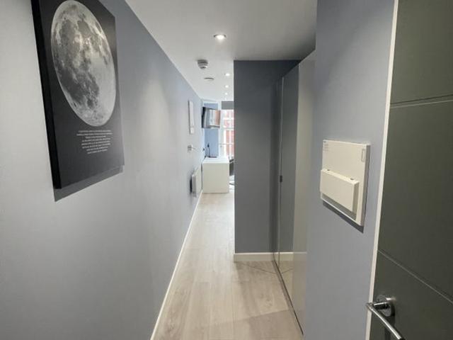 Studio for rent in St Ann's, Haddon
