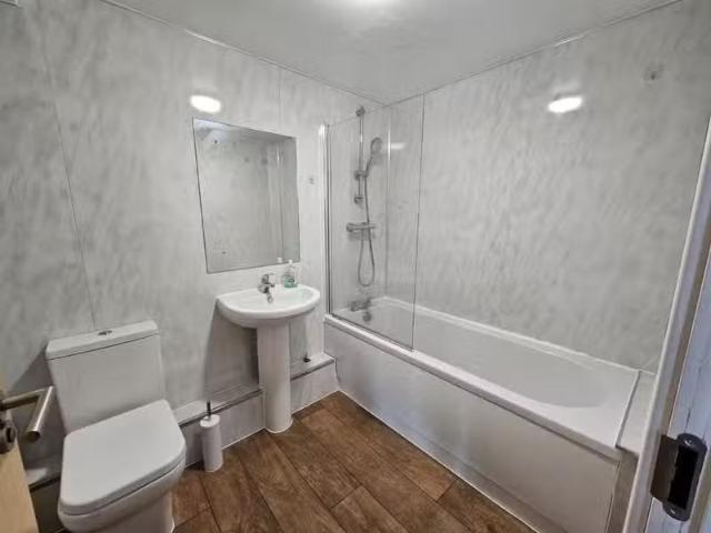 Apartment for rent in Mount Tabor, West Yorkshire