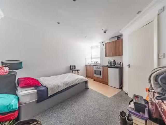 House for rent in Seaside, Llanelli