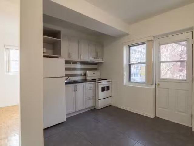 Condo for rent in St. Leonard's, Quebec