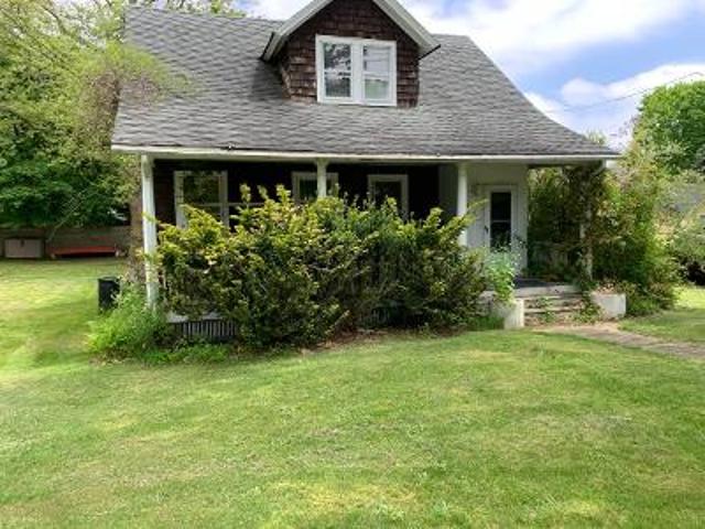 House for sale in New Suffolk, Town of Southold