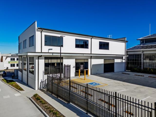Warehouse for sale in Toombul, Queensland