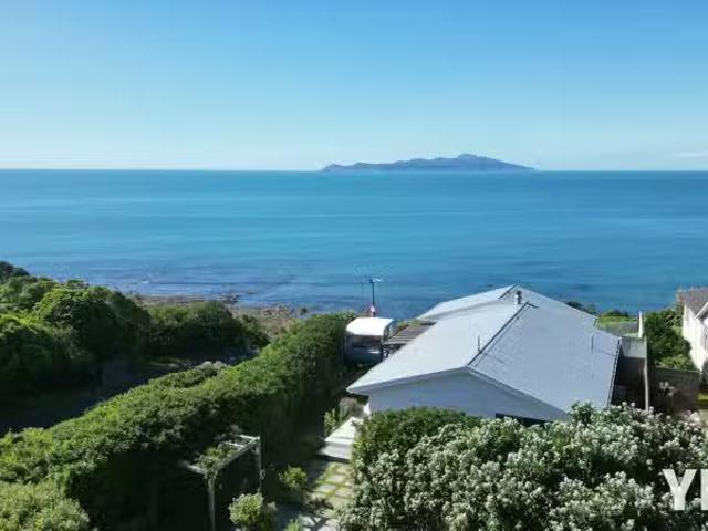 House for rent in Pukerua Bay, Wellington