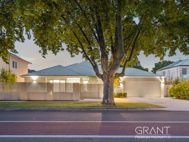 House for sale in Applecross, City of Melville