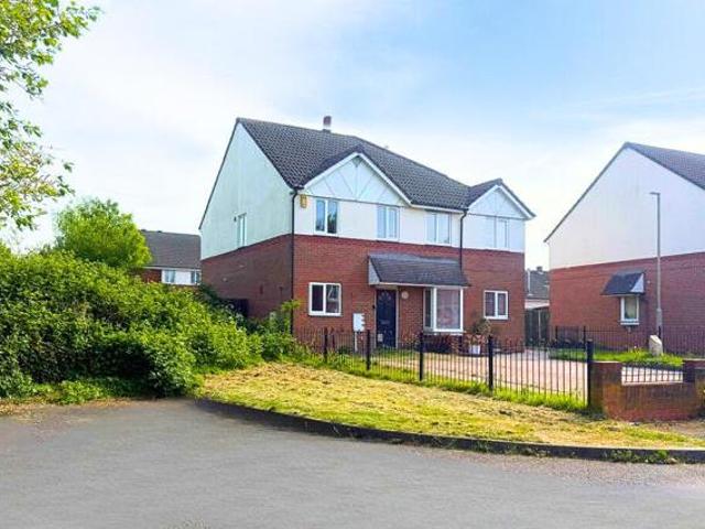 House for sale in Brierley Hill, West Midlands