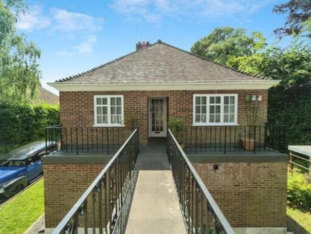 House for sale in Uckfield, Cross In Hand