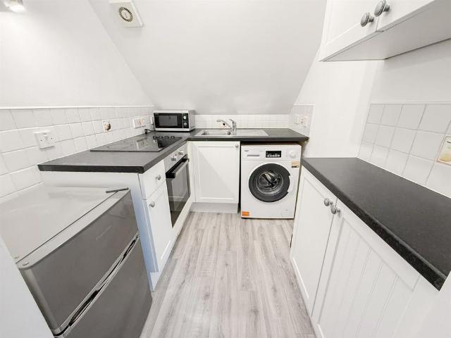 Apartment for rent in Uckfield, Cross In Hand