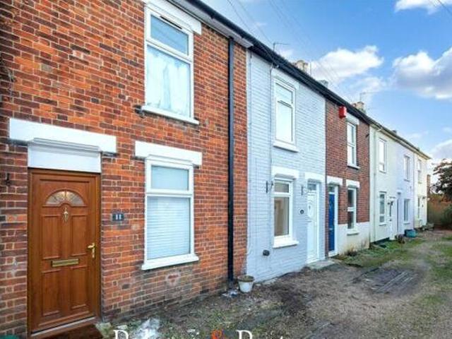 House for sale in Hythe, Colchester