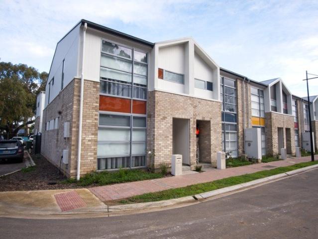 Townhouse for rent in Horseshoe Creek, South Australia