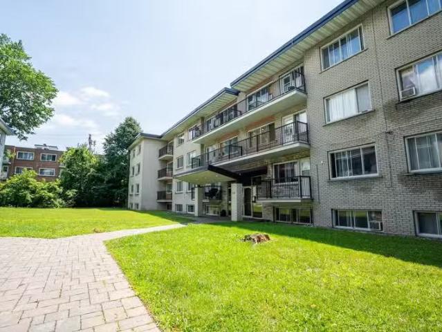 Condo for rent in Dorval, Quebec