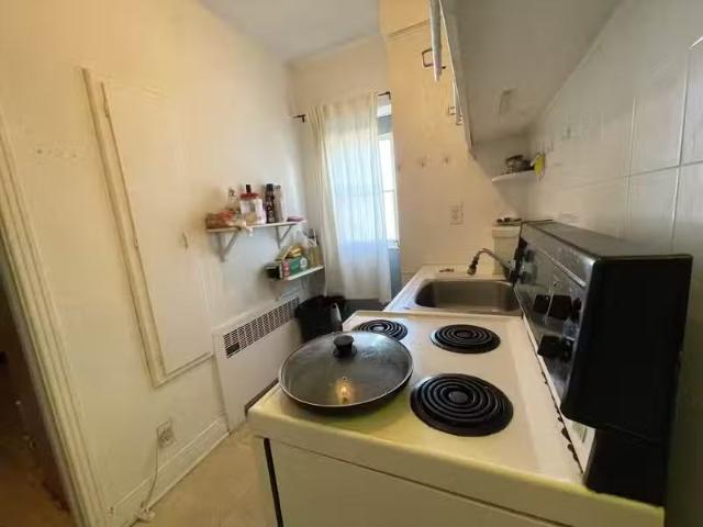 Condo for rent in St. Leonard's, Quebec