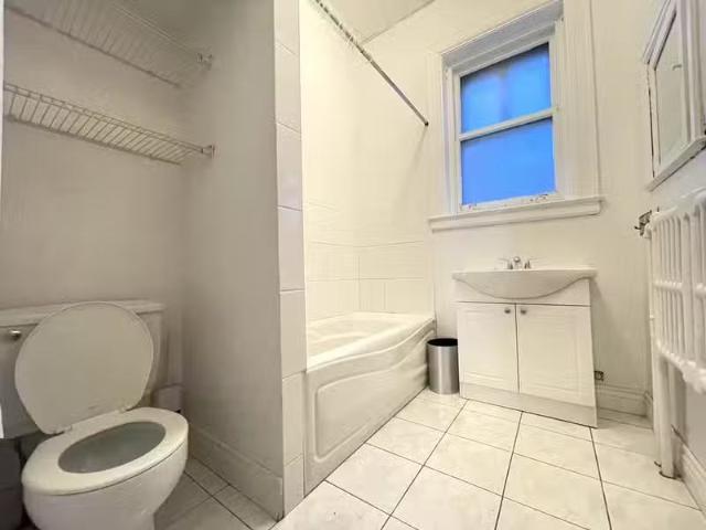 Condo for rent in St. Leonard's, Quebec