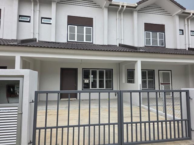 Terraced House for rent in Tanjong Sepat, Selangor