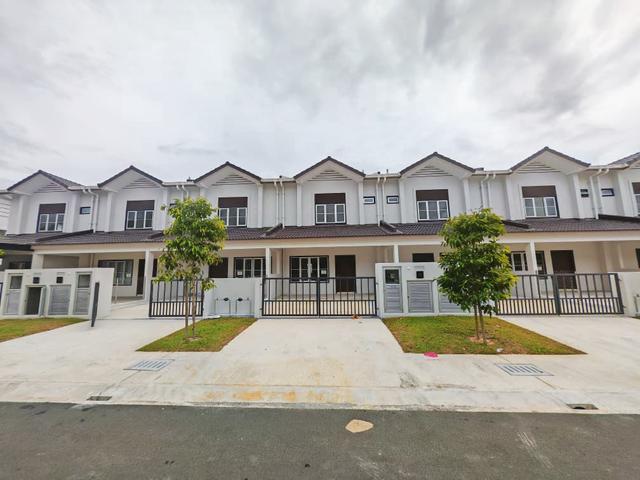 Bungalow for rent in Tanjong Sepat, Selangor