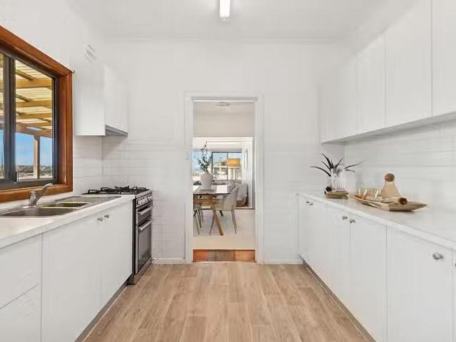 House for rent in Narraweena, New South Wales