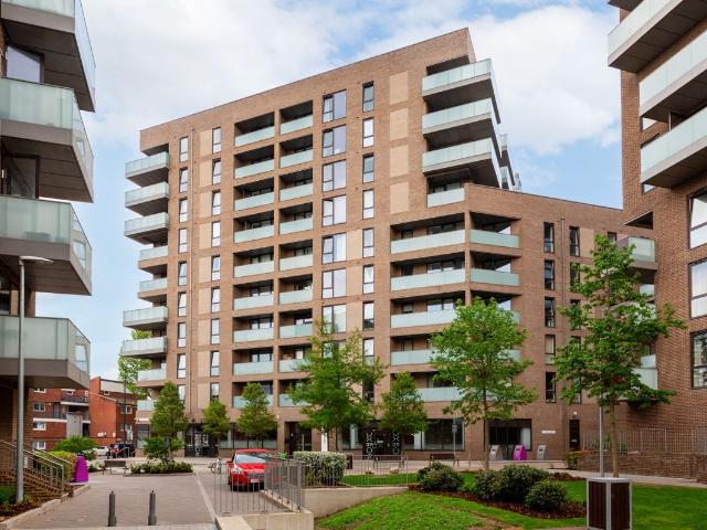 Apartment for rent in Aberfeldy Village, Blackwall