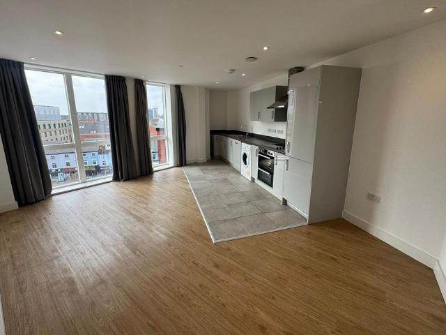 Apartment for rent in Bede Island, Old Wharf