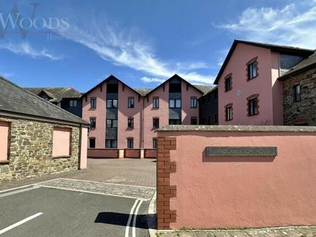 House for sale in Strode, Devon
