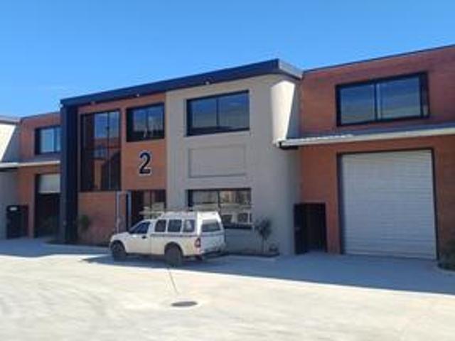 Commercial for rent in Olievenhoutbos, Gauteng