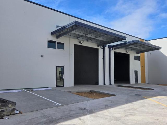 Warehouse for rent in Yangebup, Western Australia