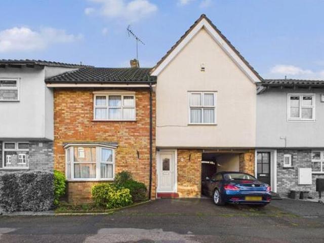 House for sale in Noak Hill, Noak Bridge