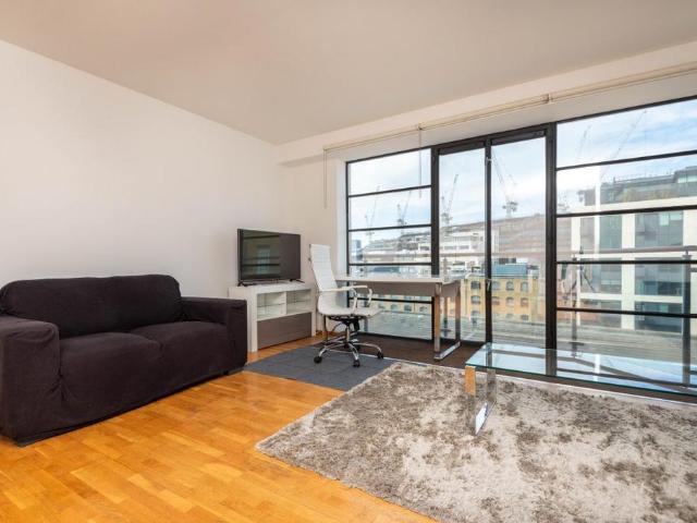 House for rent in Barnsbury, Greater London