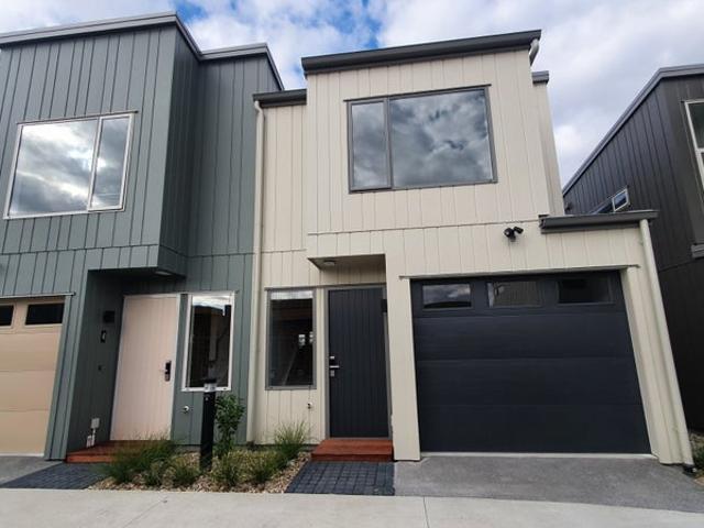 House for rent in Avondale